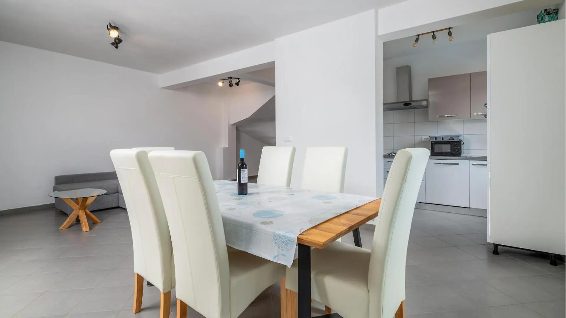 Beautiful Home In Medulin With Wifi